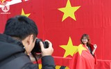 Rực đỏ cờ Tổ quốc để cổ vũ cho U23 Việt Nam